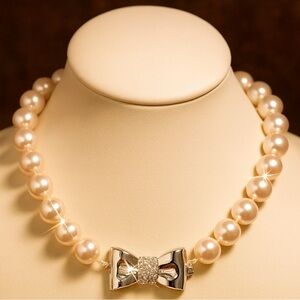 Park Lane NWOT “Kate” Middleton Faux Pearl Bow Necklace Rhinestone Pink Glass